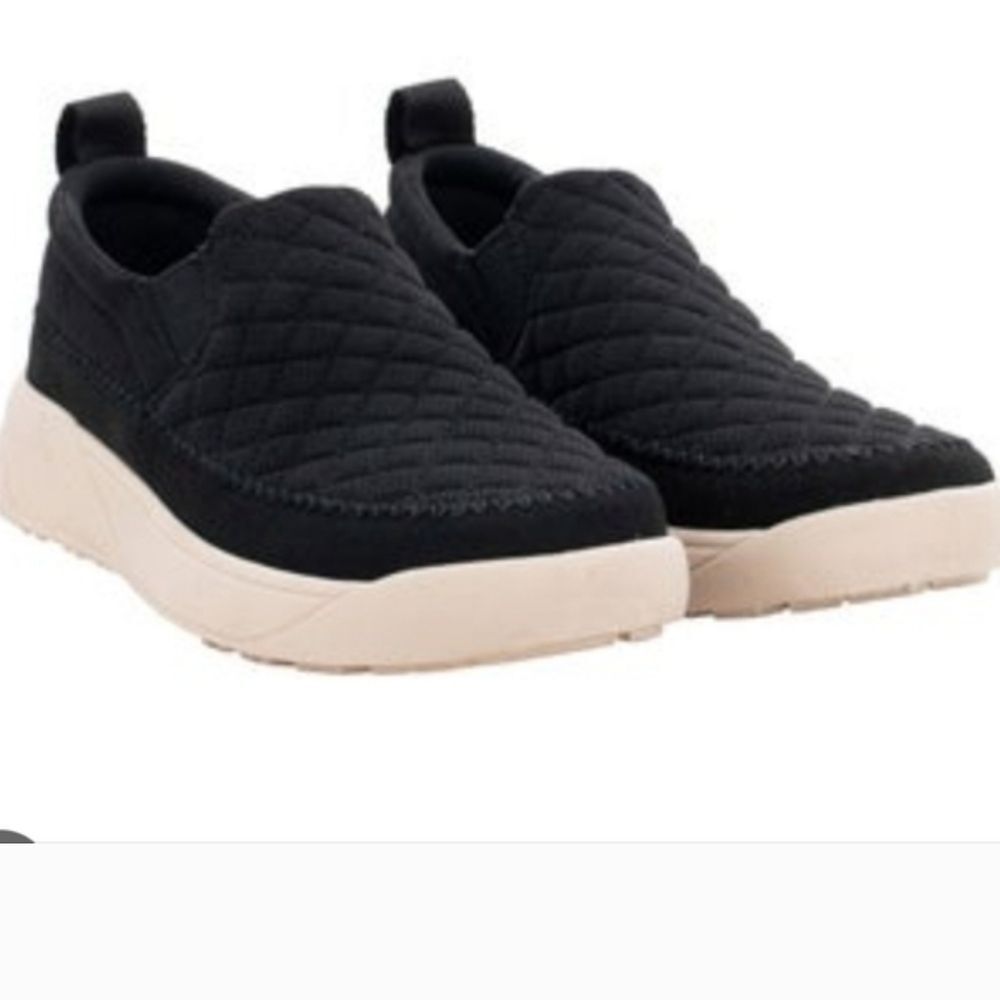 Staheekum Quilted Slip-On Sneakers - Black